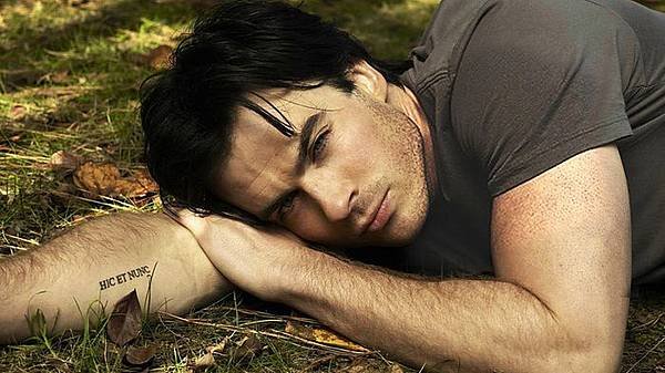 ian-somerhalder-101124