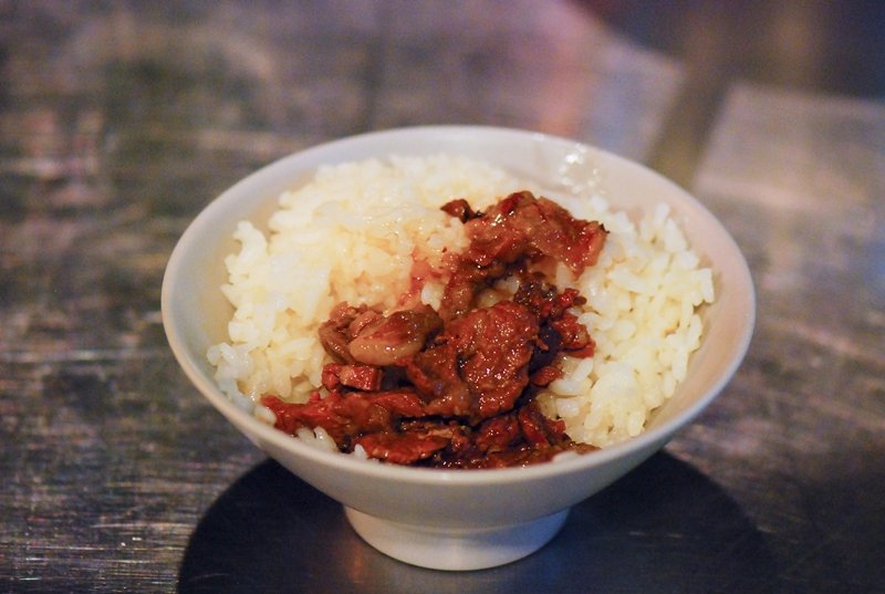 阿江鱔魚意麵 隔壁牛肉湯