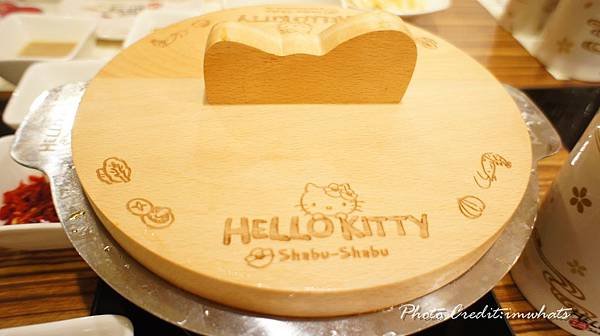 hello kitty shabuDSC04746.JPG
