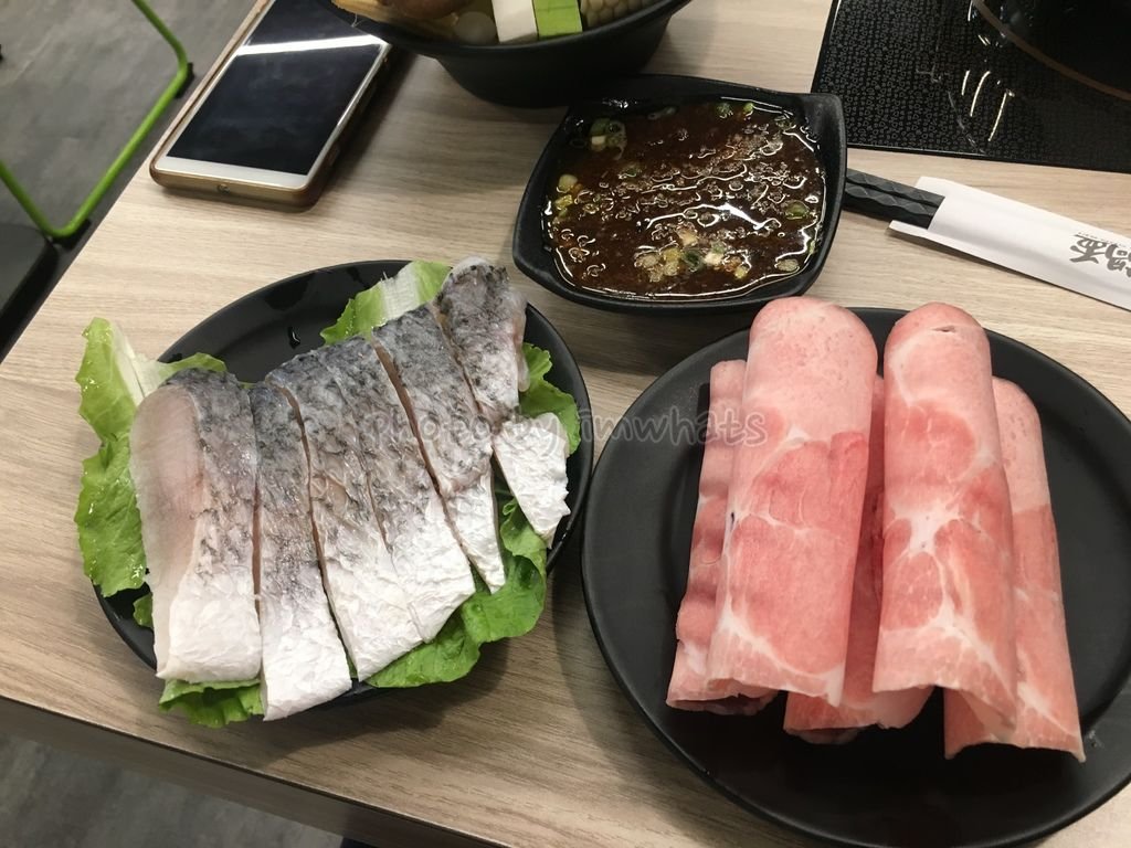 鱸魚和黑豬肉.JPG