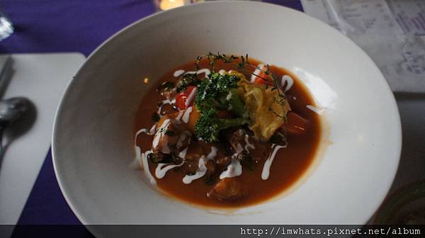 南法蔬菜燉牛肉.JPG