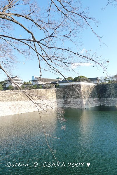 日本的城外頭都有護城河唷