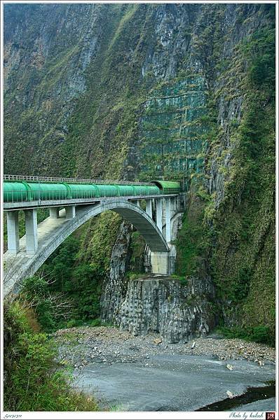S1030311雄偉的水管虹橋【武界】
