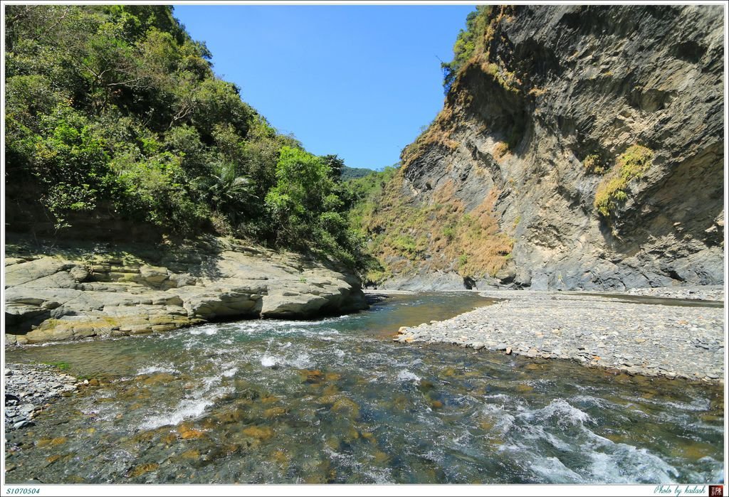 S1070504錚琮悅耳的溪流【萬山溫泉】.jpg