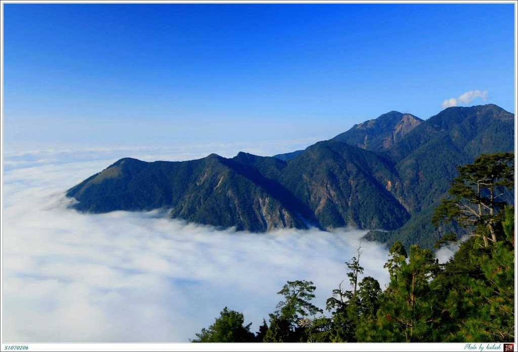 S1070206斜暉照映的雲海【郡大山】