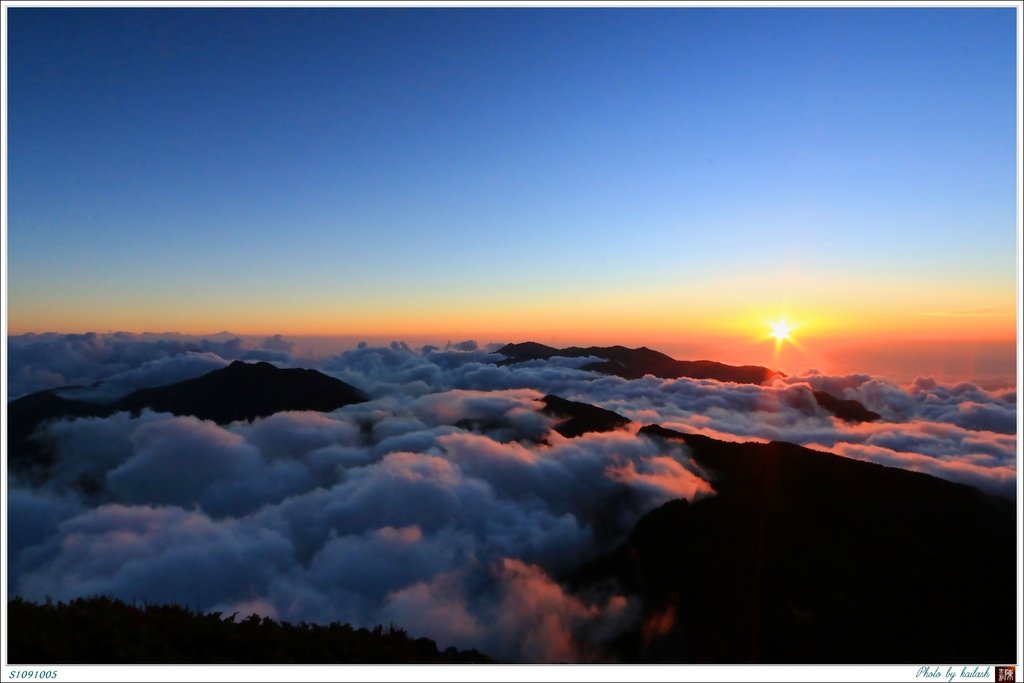 S1091005波瀾壯闊的雲海【雪山主峰】.jpg