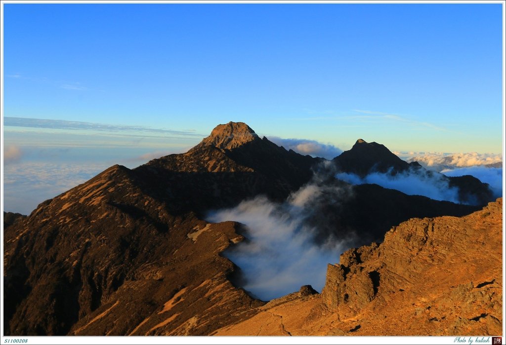 S1100208玉山主峰與東峰【三叉峰】.jpg