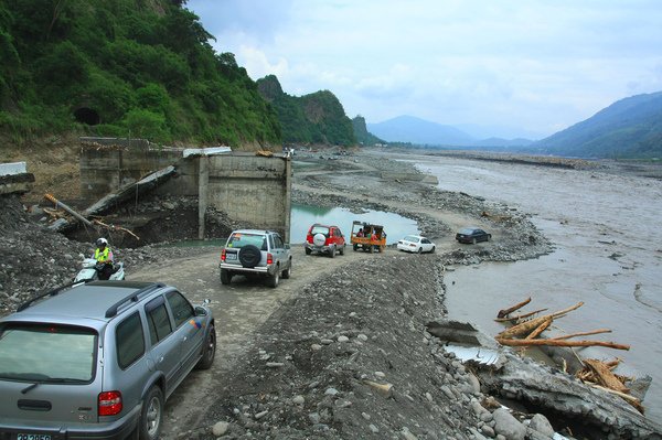 W980805羅漢山外環道【六龜】.JPG