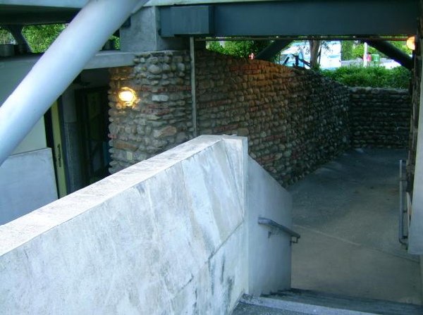 L7.JPG