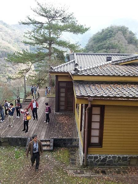 霧社水庫高地上的長官宿舍