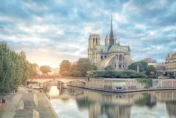 Paris-Notre-Dame-Seine-River-1170x780