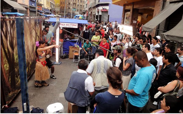 STREET VENDOR CINEMA