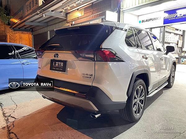 音仕達專業汽車音響TOYOTA RAV4 安裝 RAINBO