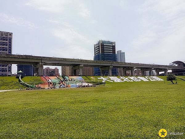 大台北都會公園幸福水漾公園14.jpg