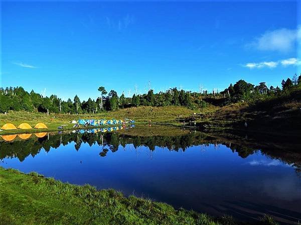 宜蘭 加羅湖 登山 露營2天2夜｜仙女散落的珍珠