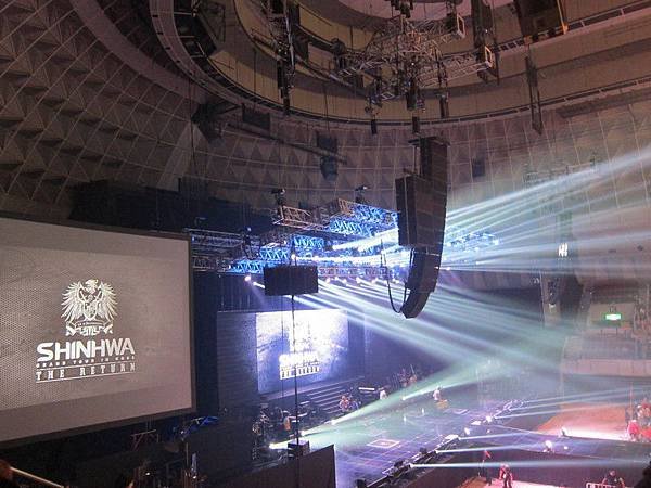 2012 Shinhwa Kobe concert