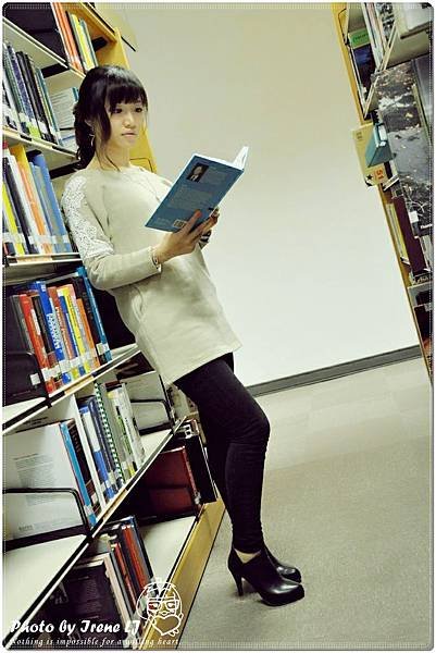 20121228_SHIN韓製超正低調感豹紋牛仔細身內搭褲 SARDiNE.變身九頭身搭配推薦! 韓系美人百搭新比例側V踝靴 SARDiNE.正韓♥質感肩袖提花珍珠保暖舖棉內刷毛長版T恤