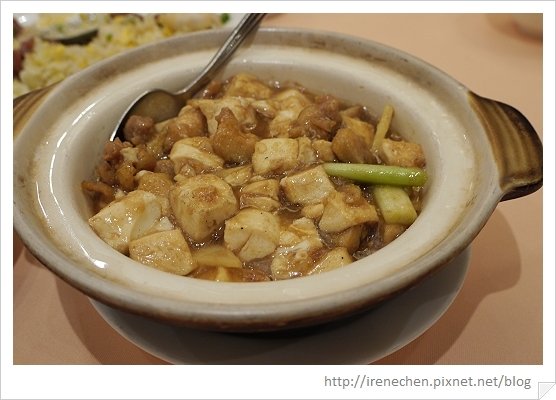 HK523-鏞記酒家(鹹魚雞粒豆腐煲).jpg