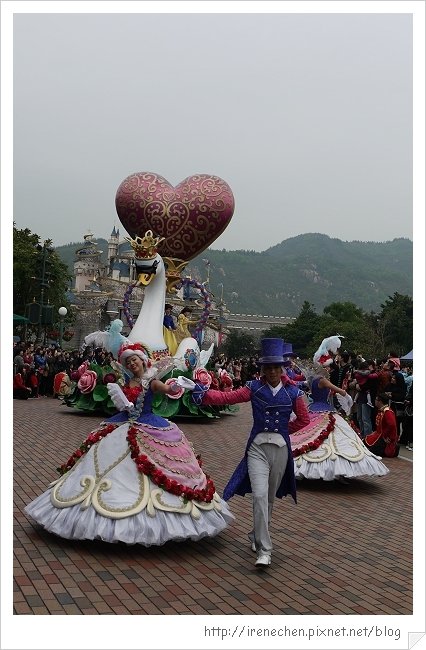 HK622-香港迪士尼樂園飛天巡遊.jpg