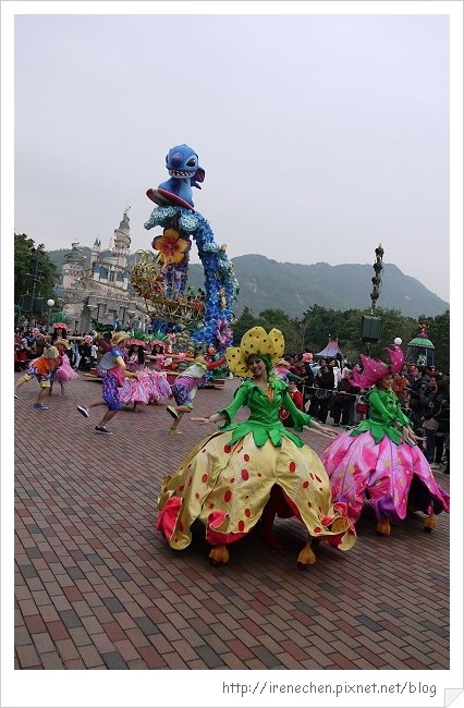 HK632-香港迪士尼樂園飛天巡遊.jpg
