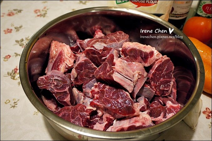 紅酒燉牛肉02.JPG