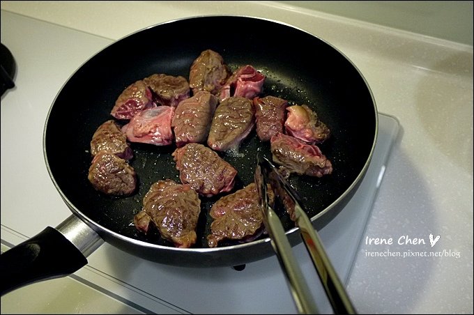 紅酒燉牛肉04.JPG