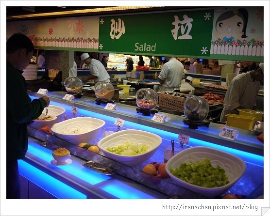 新莊船老大漁村33-沙拉區.jpg