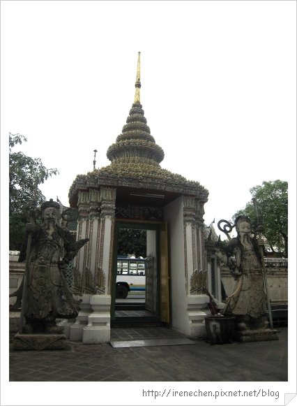 2010曼谷132-臥佛寺.jpg