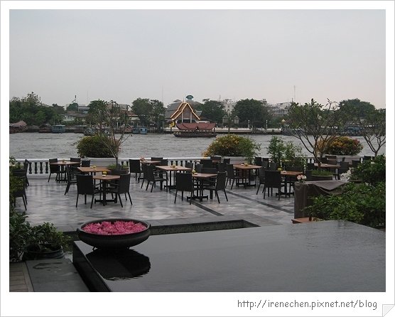 2010曼谷174-Oriental hotel外面.jpg