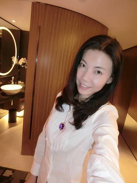 圖8 我在Hotel ICON客房內