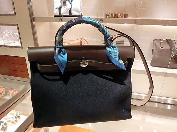 圖8 HERMES Herbag Zip 31cm