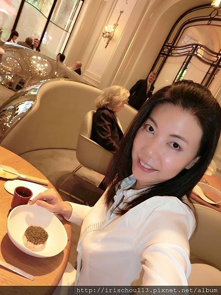 圖30 我和小龍蝦魚子醬.JPG