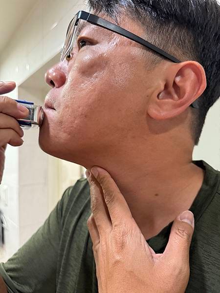 [生活/居家] 創維 | 行者雙刀頭電動刮鬍刀 超人爸爸推薦