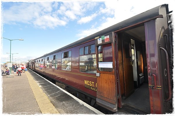 Jacobite Steam Train 1.JPG