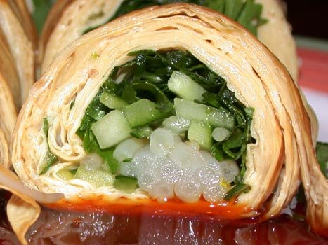 有麵煮-香菜豆腐捲特寫.jpg