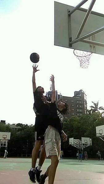 107永和天龍籃球練習🏀_200704_4.jpg