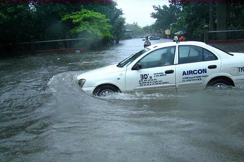 馬尼拉豪雨成災