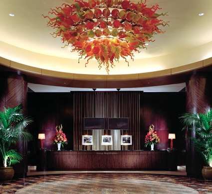 HOUCVHH_Hilton_Americas_Houston_gallery_accom_group_check_in_large.jpg