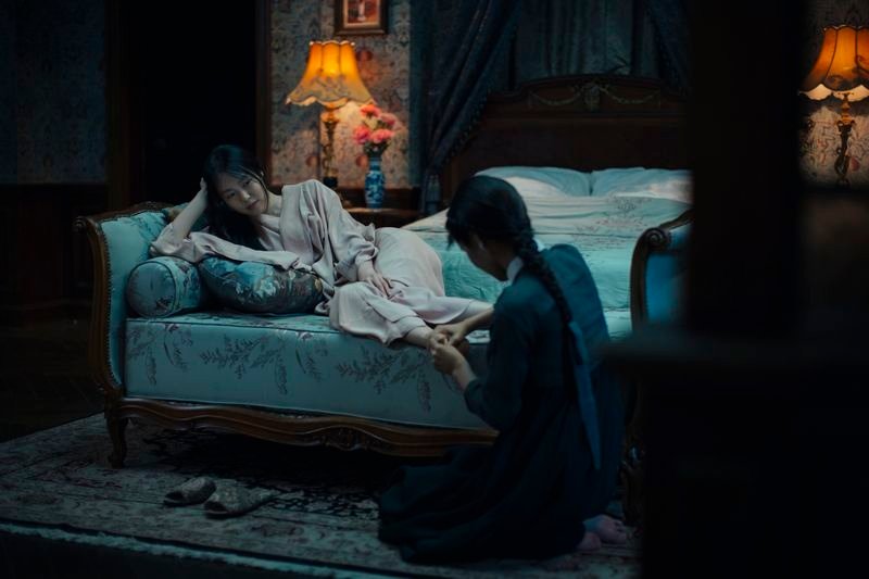 tn_THE HANDMAIDEN STILL 1.jpg