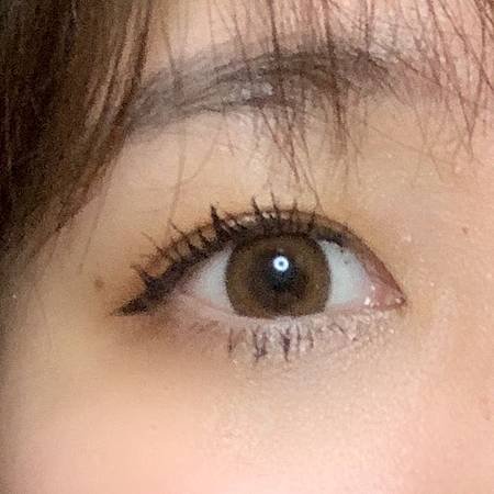 昆凌隱形眼鏡QUINLIVAN幕斯桃實戴顯色推薦.jpg
