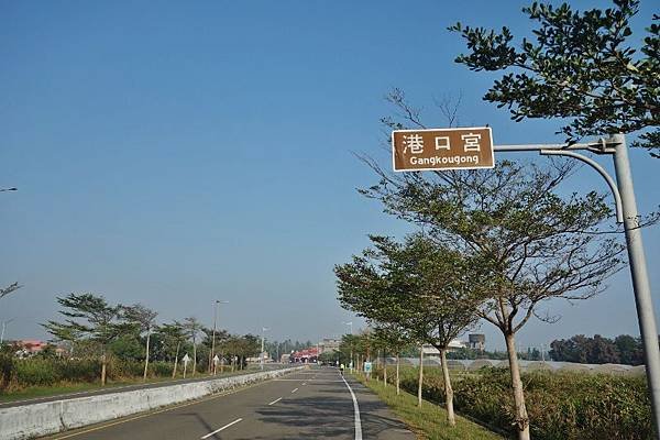 DSC04063 (800x533).jpg