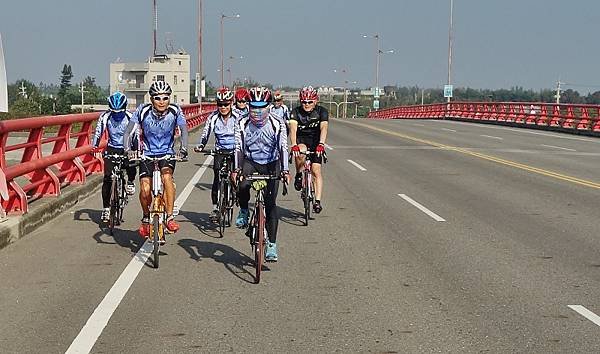 DSC04082 (800x471).jpg