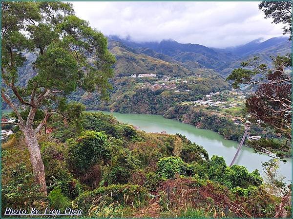 《桃園復興鄉景觀咖啡廳》角板山賞花的日子，青年活動中心比雅山