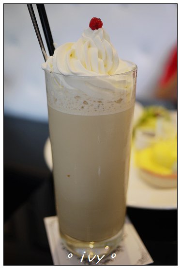 Glow Cafe 