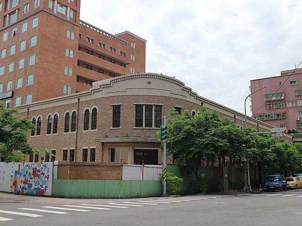 04-1.jpg