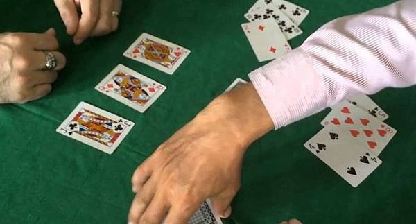 Cách chơi bào cào và bí quyết 