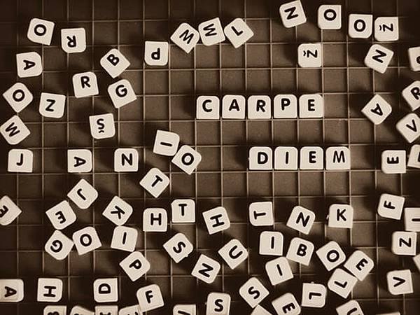 Image-of-Scrabble-letters-saying-Carpe-Diem-to-express-the-need-to-take-action-now-with-memorizing-vocabulary.jpeg