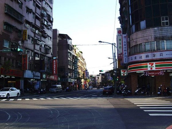 公園路金店面 (2).jpg