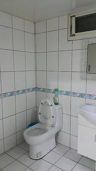誠心。推薦。服務.完成每個人所想找尋的房屋 (4).jpg