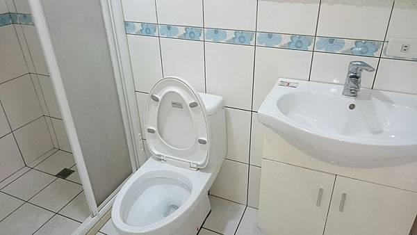 中壢套房出租0976879259江先生 (4).jpg